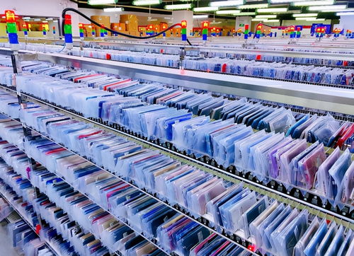 深圳召開全球招商大會(huì),轉(zhuǎn)轉(zhuǎn)集團(tuán) 落戶 助力電子產(chǎn)品流轉(zhuǎn)產(chǎn)業(yè)升級(jí)